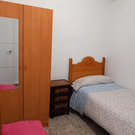 Apartment Tranquilo Cerca De La Estacion De Tren Y Bodegas